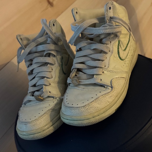 Special edition Japanese Rare Nike High-Top Sneakers with Green Swoosh - Picture 4 of 7